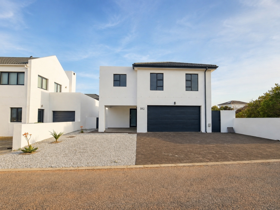 4 Bedroom Property for Sale in Shelley Point Western Cape